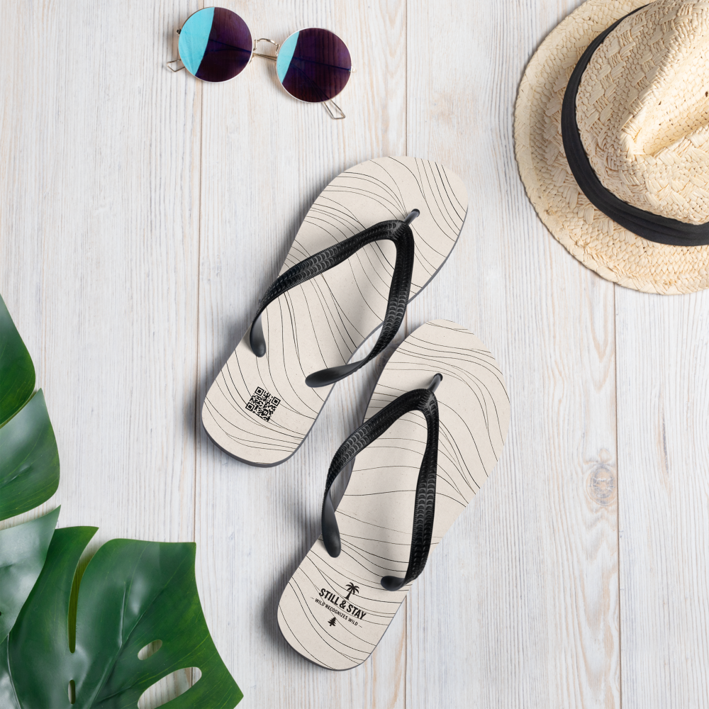 STILL & STAY — Beige Wave Flip-Flops