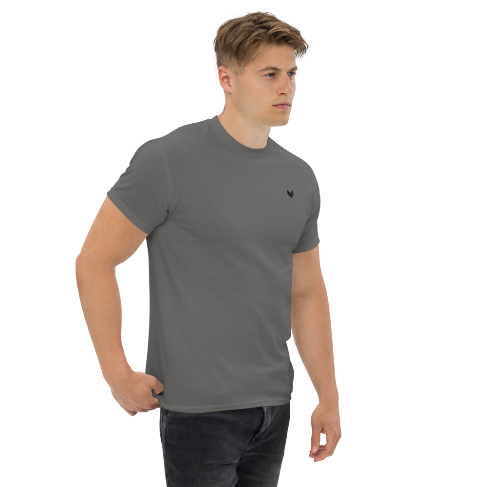 Still Wolf Geometry Tee | Camiseta Bordada & Layered Back Print